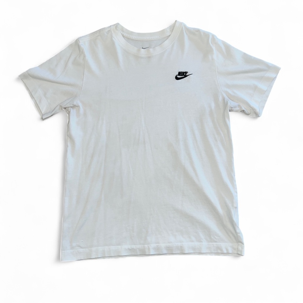 Nike White T-Shirt